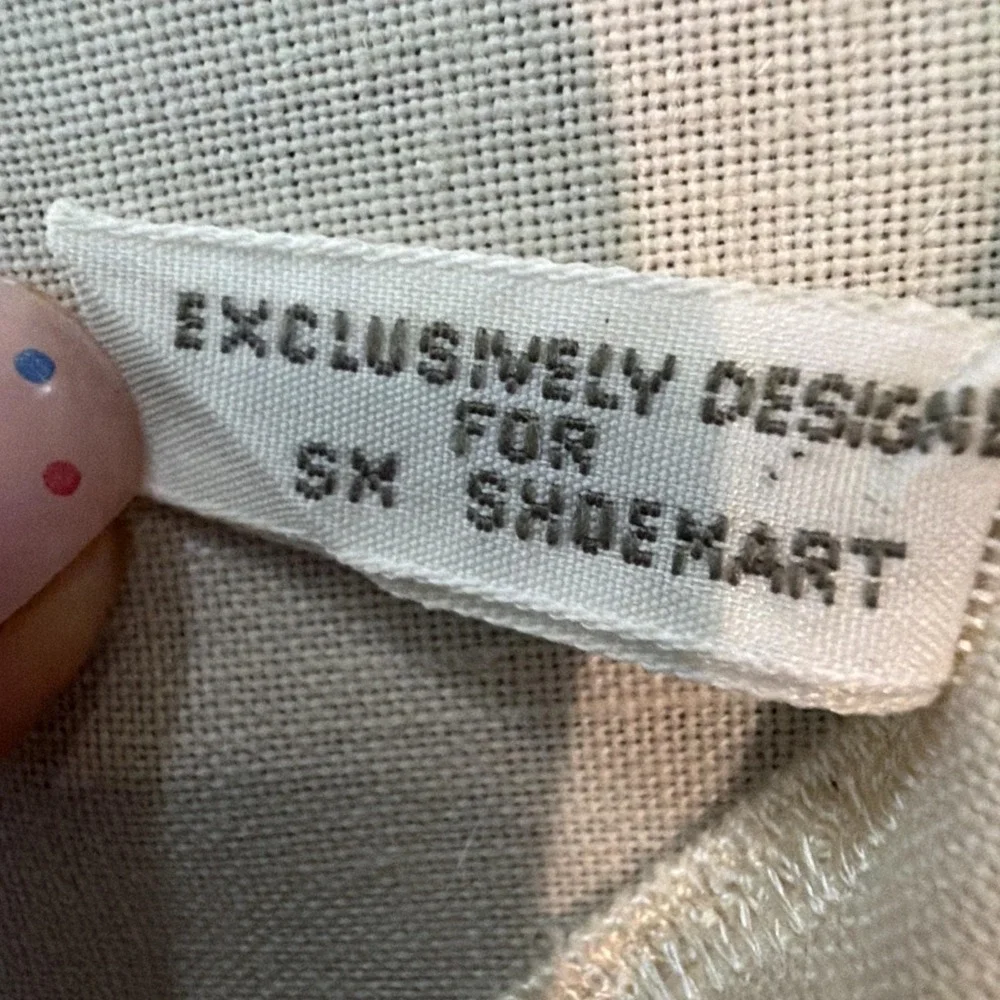 SM Shoemart pristine has